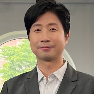 Gunhee Kim